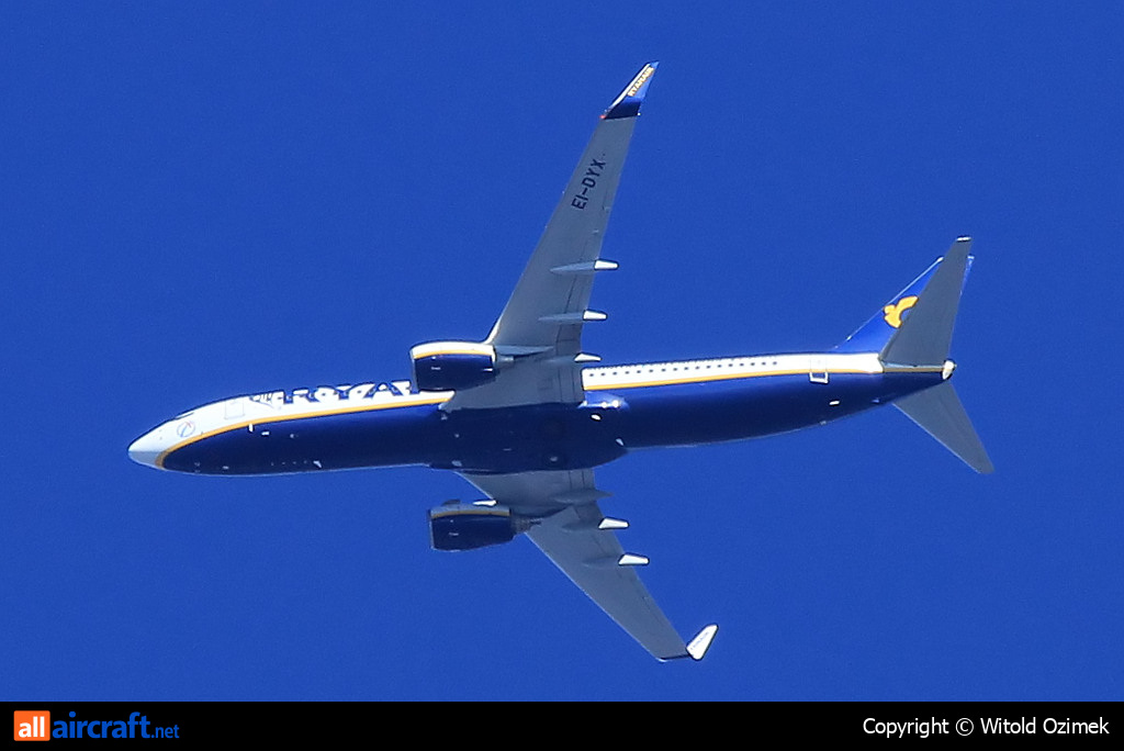 EI-DYX · Boeing 737-8AS(WL) · (HAU / ENHD)