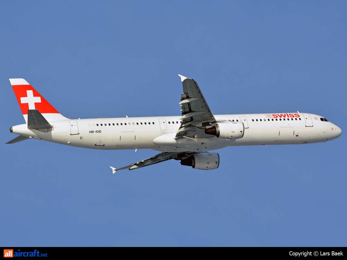 HB-IOD · Airbus A321-111 · (CPH / EKCH)