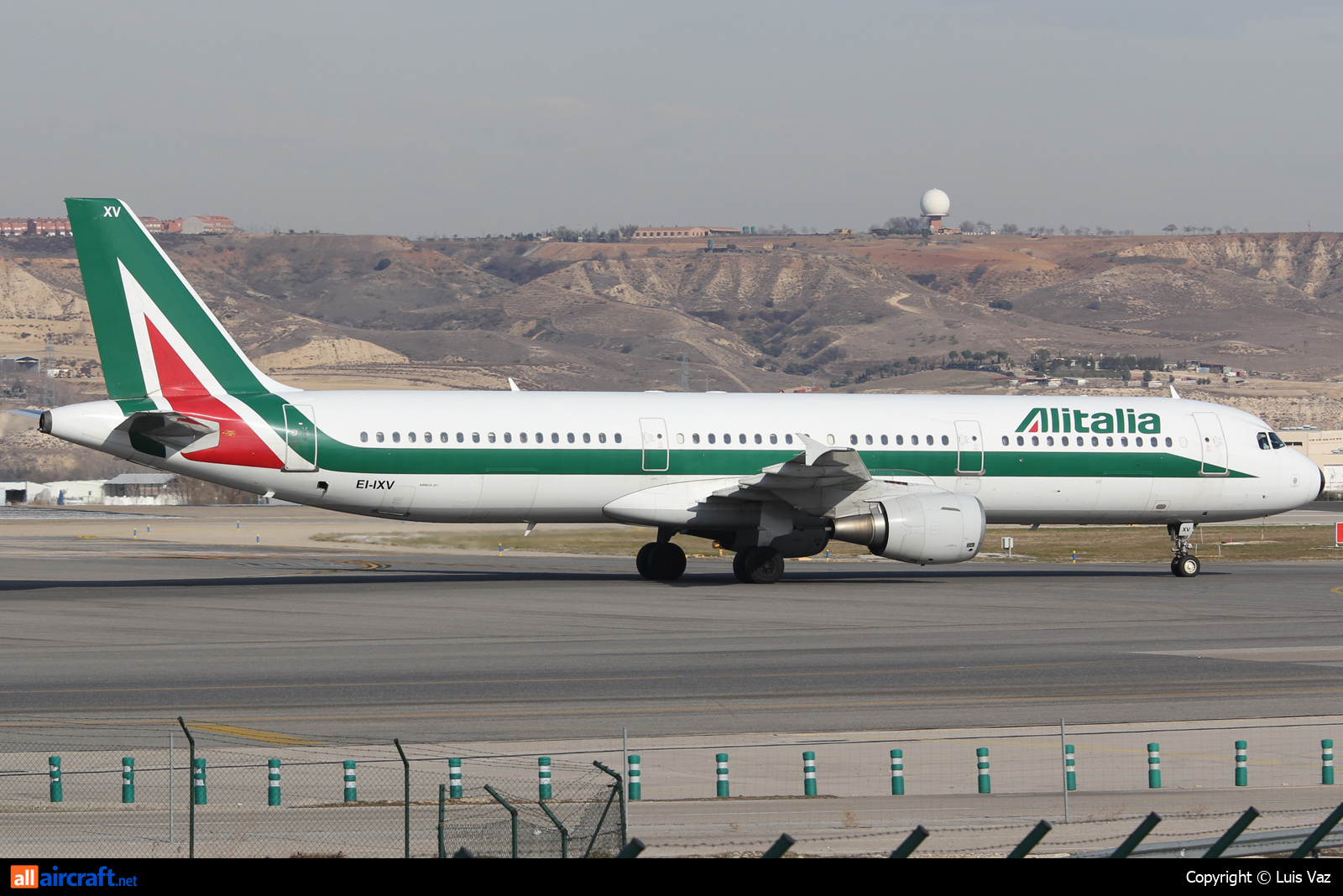 EI-IXV · Airbus A321-112 · (MAD / LEMD)