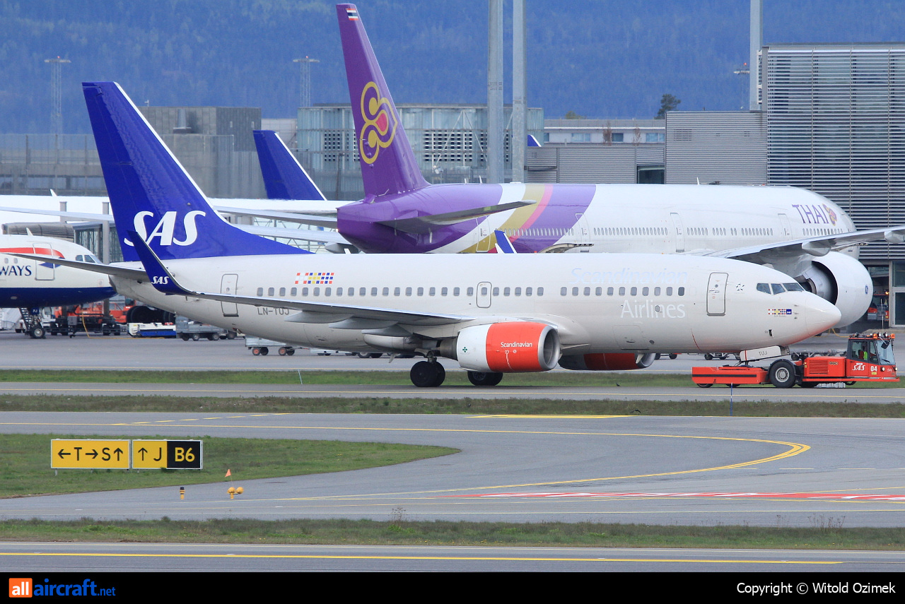 LN-TUJ · Boeing 737-705 · (OSL / ENGM)