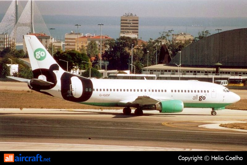 G-IGOF · Boeing 737-3Q8 · (LIS / LPPT)