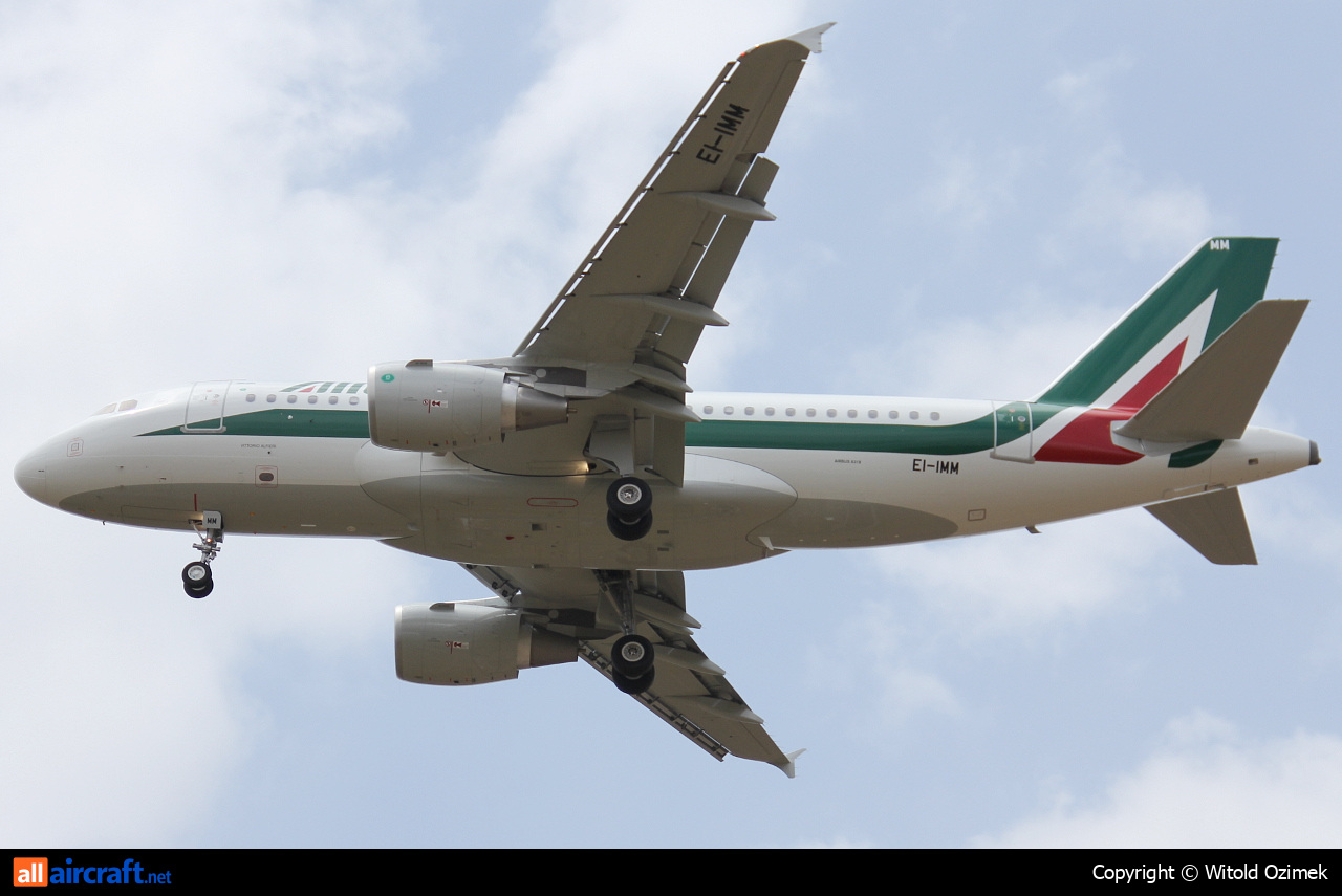 EI-IMM · Airbus A319-111 · (FCO / LIRF)