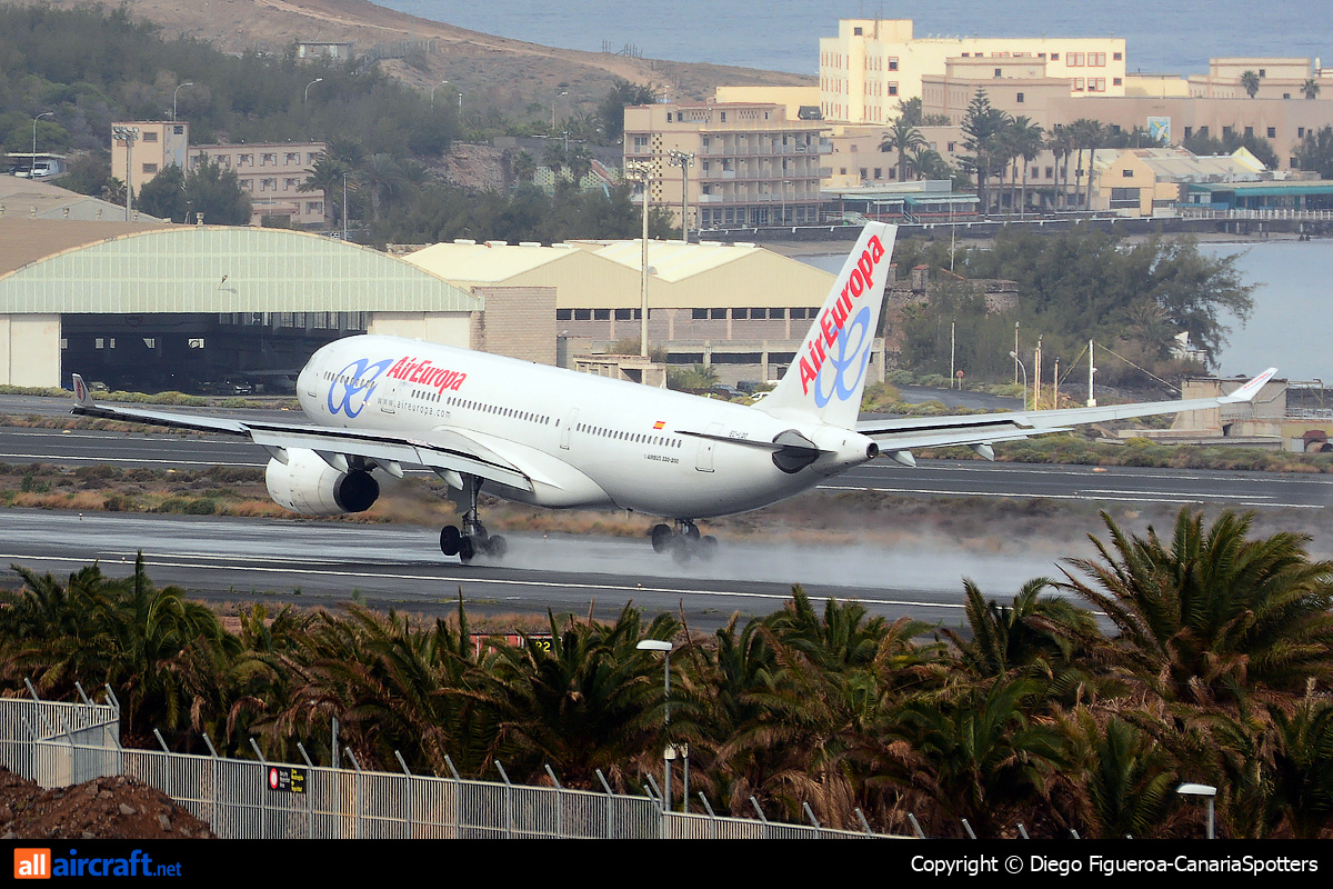 EC-LQO · Airbus A330-243 · (LPA / GCLP)