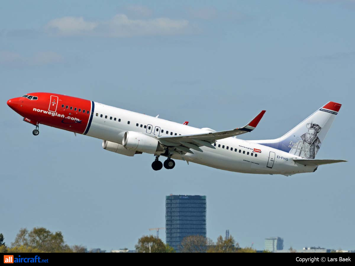 EI-FHG · Boeing 737-86N(WL) · (CPH / EKCH)