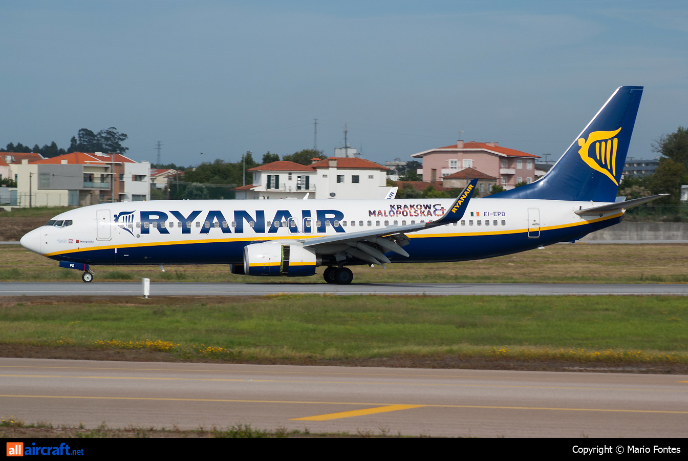 EI-EPD · Boeing 737-8AS(WL) · (OPO / LPPR)