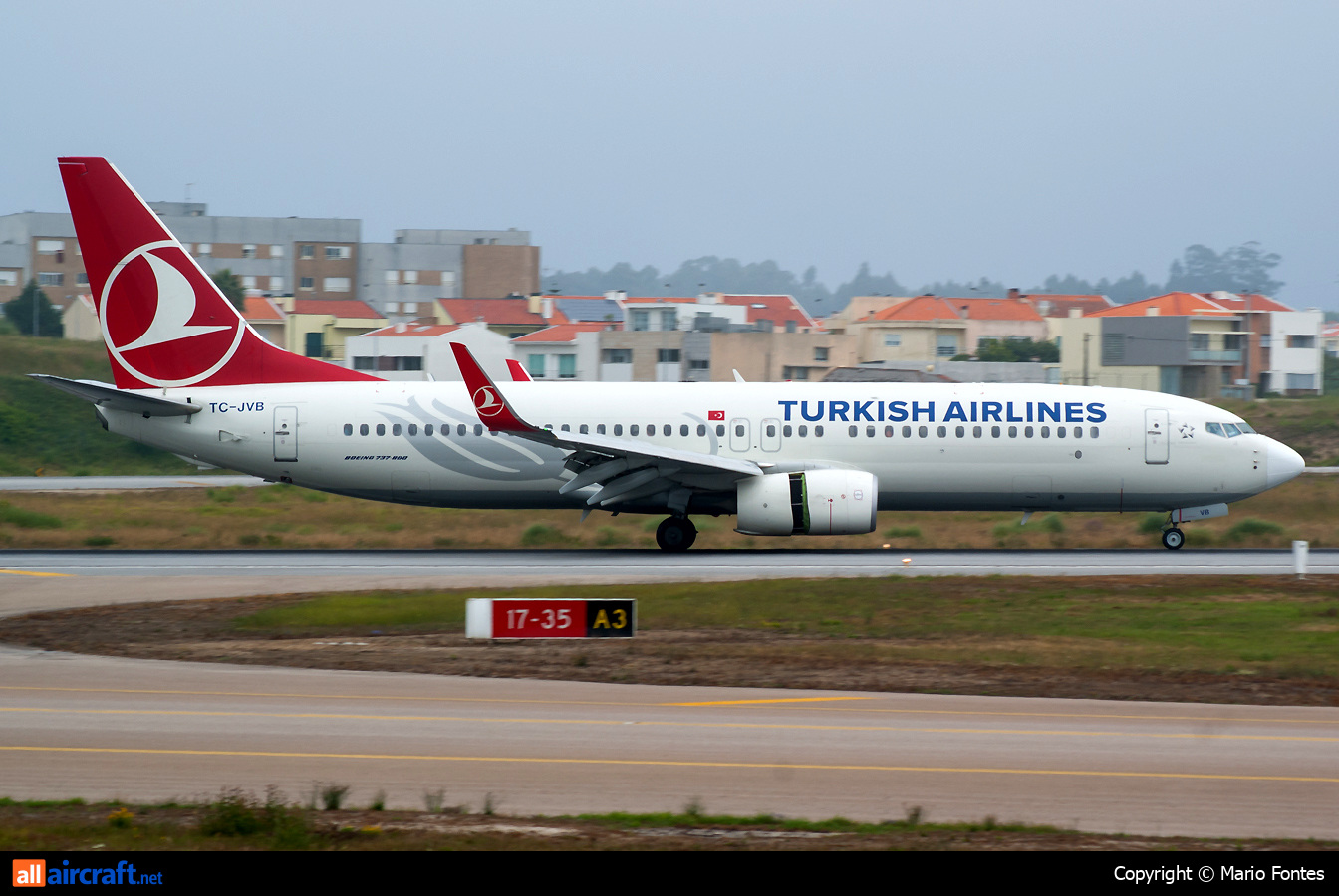TC-JVB · Boeing 737-8F2(WL) · (OPO / LPPR)