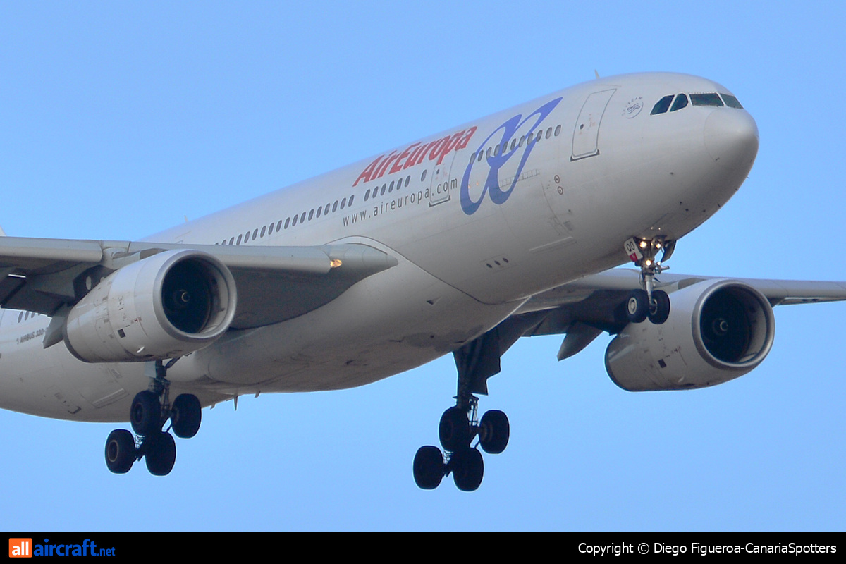 EC-LQO · Airbus A330-243 · (LPA / GCLP)