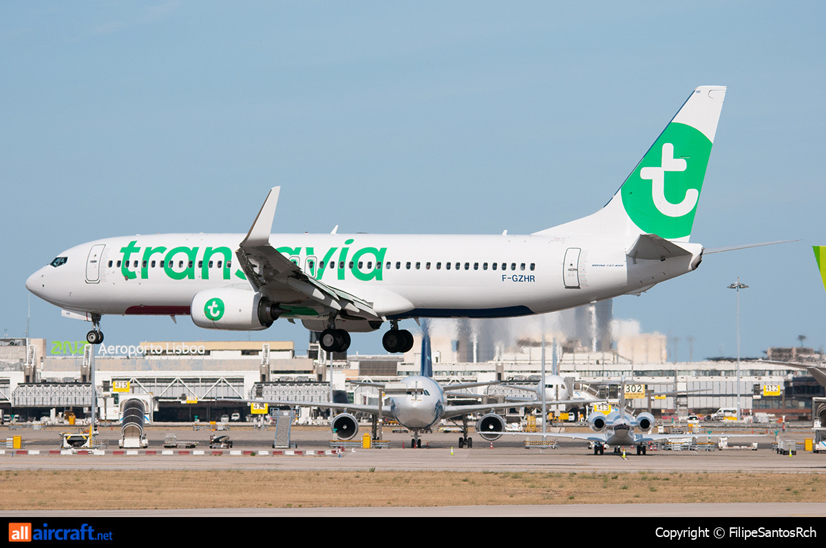 F-GZHR · Boeing 737-8K2(WL) · (LIS / LPPT)