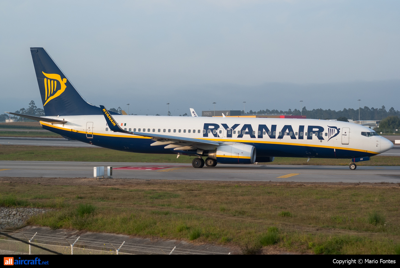 EI-EFF · Boeing 737-8AS(WL) · (OPO / LPPR)
