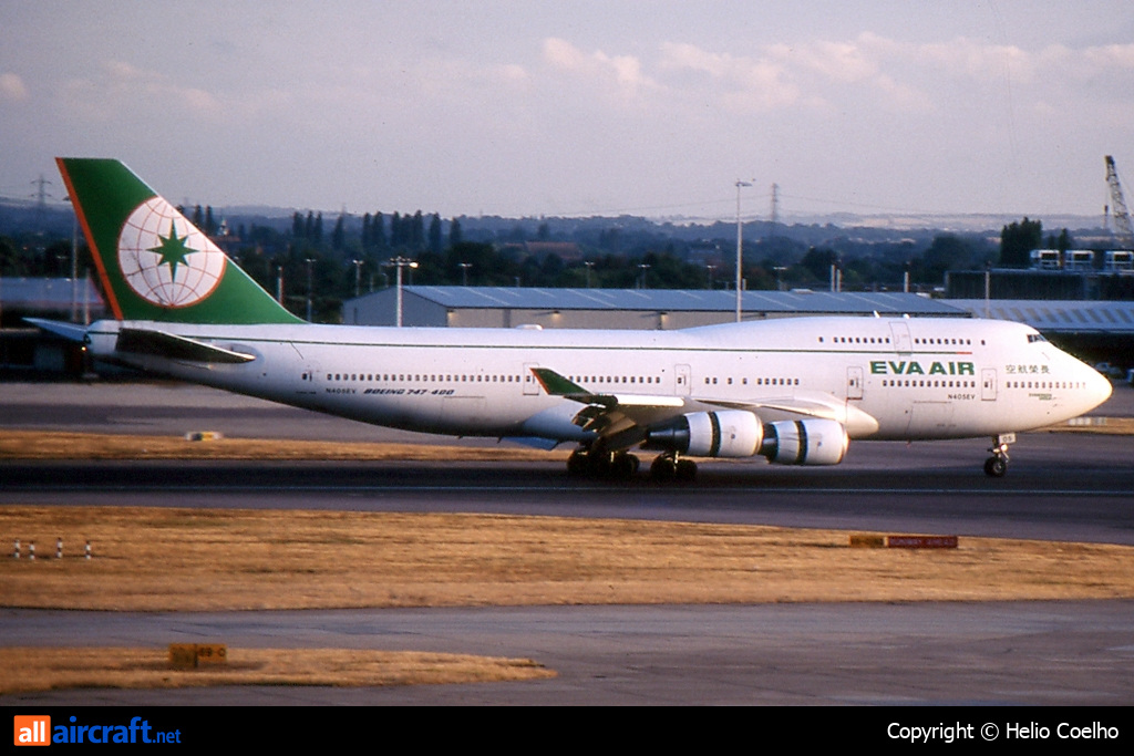 N405EV · Boeing 747-400M · (LHR / LGLL)