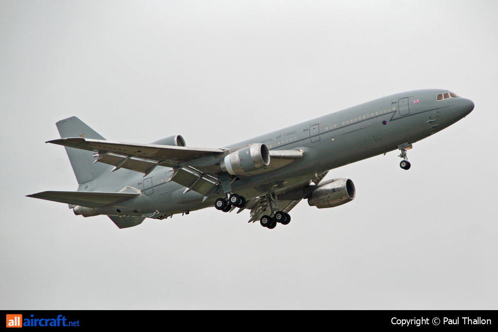 ZD951 · Lockheed L-1011-385-3 TriStar K1 · (FFD / EGVA)