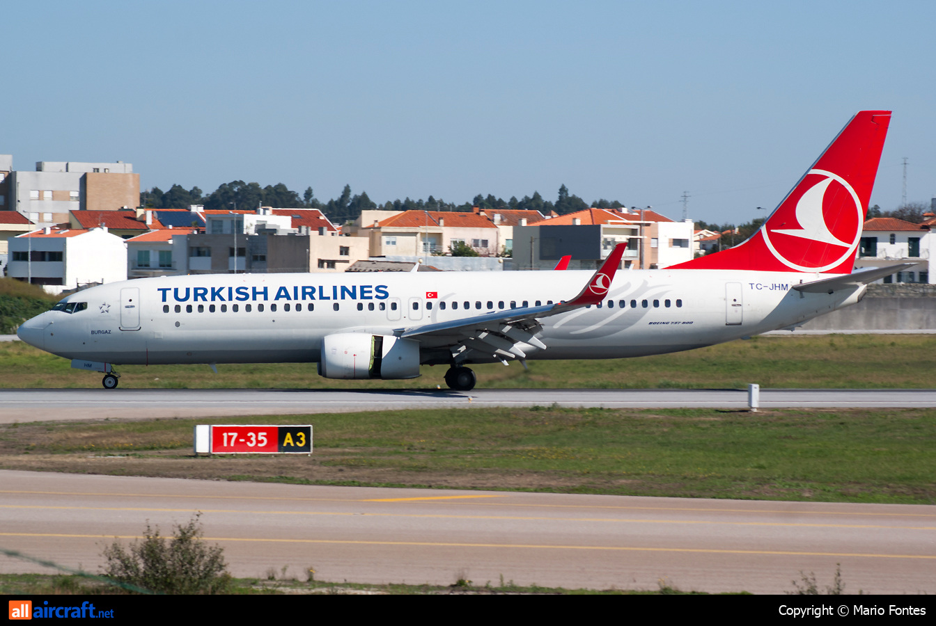 TC-JHM · Boeing 737-8F2(WL) · (OPO / LPPR)
