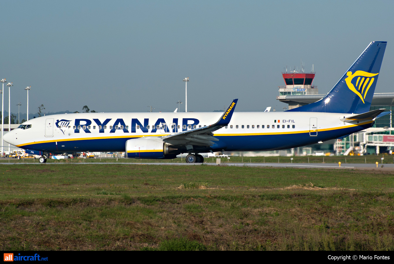EI-FIL · Boeing 737-8AS(WL) · (OPO / LPPR)