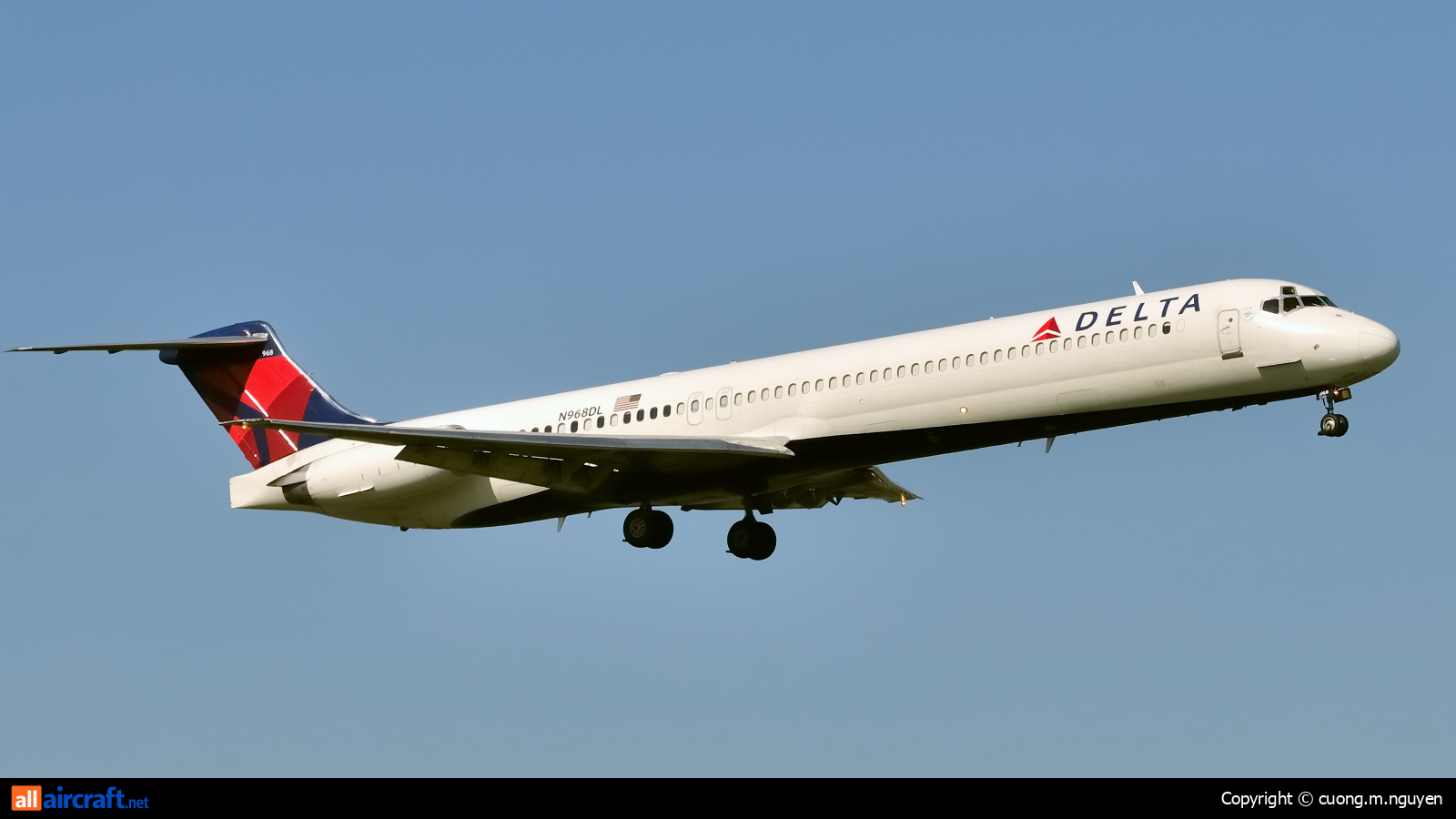 N968DL · McDonnell Douglas MD-88 · (YUL / CYUL)