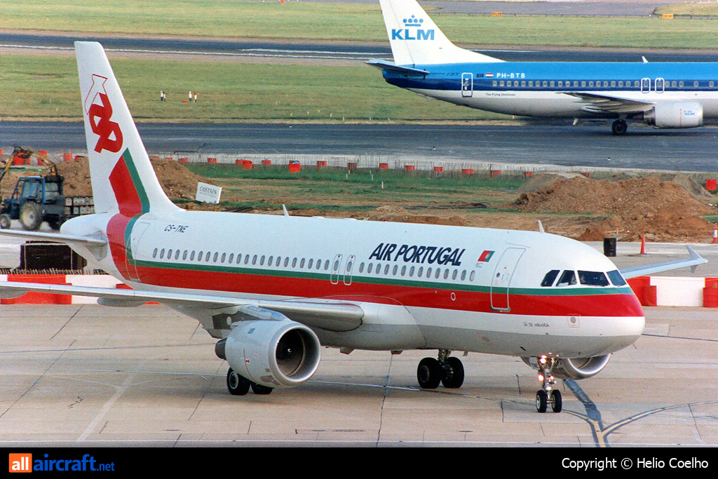 CS-TNE · Airbus A320-212 · (LHR / EGLL)