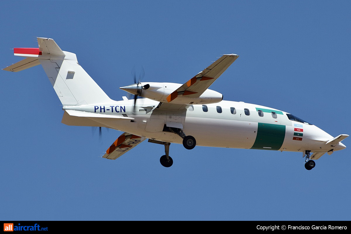 PH-TCN · Piaggio P-180 Avanti · (LPA / GCLP)