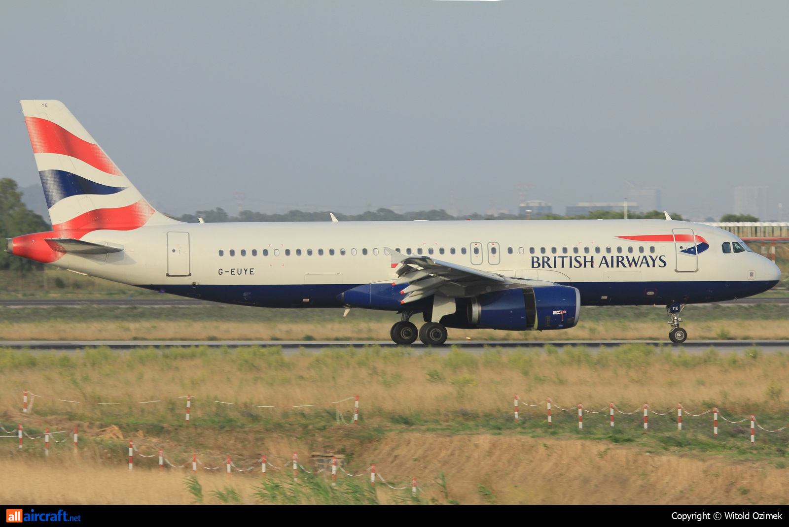 G-EUYE · Airbus A320-232 · (FCO / LIRF)