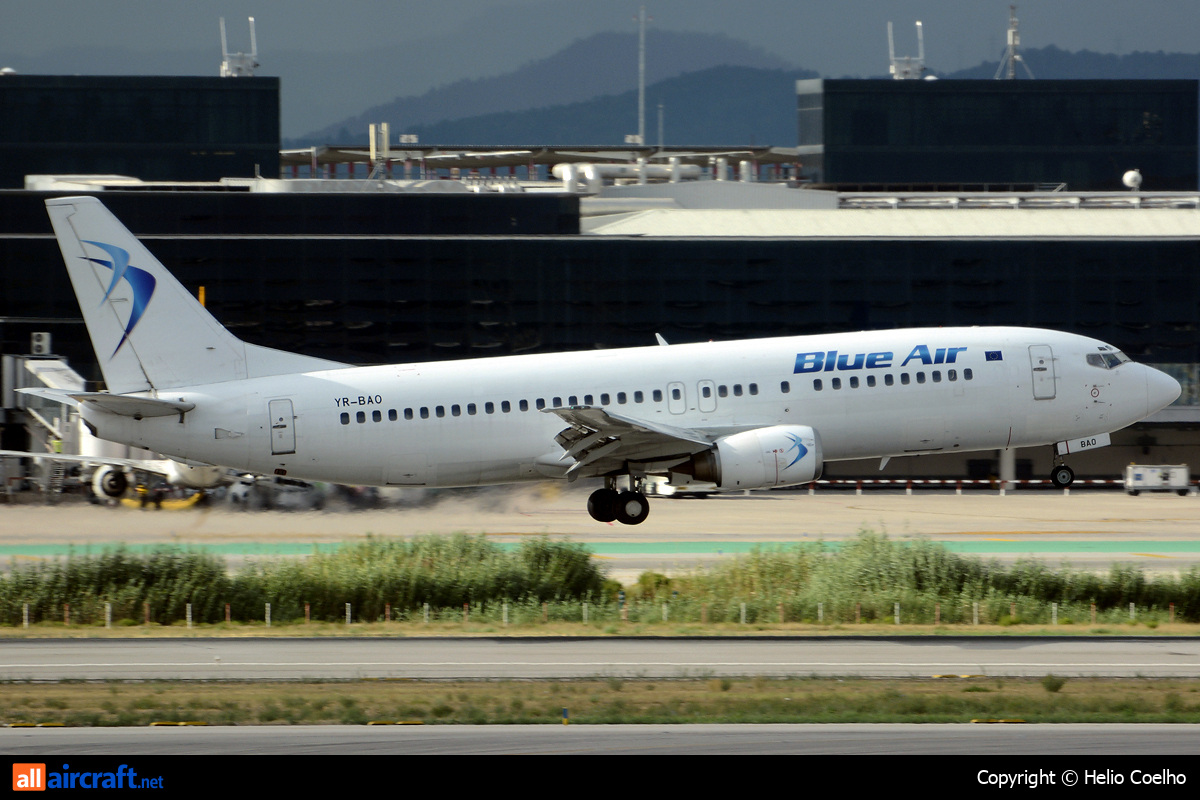 YR-BAO · Boeing 737-42C · (BCN / LEBL)