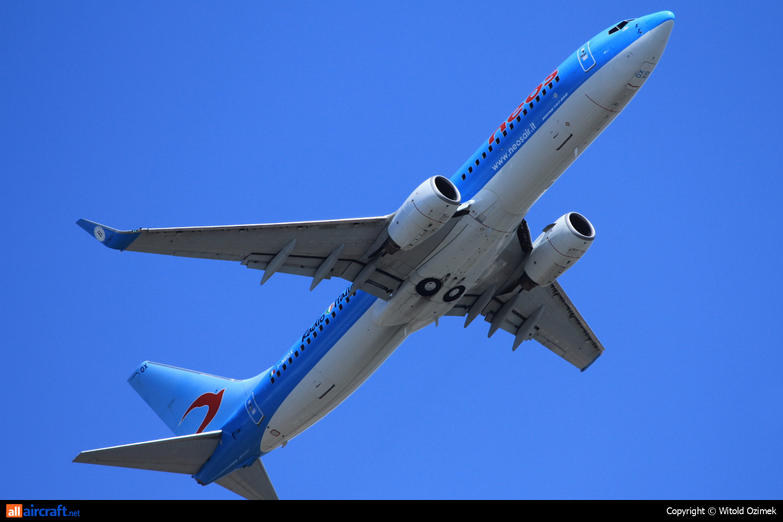 I-NEOX · Boeing 737-86N(WL) · (FCO / LIRF)