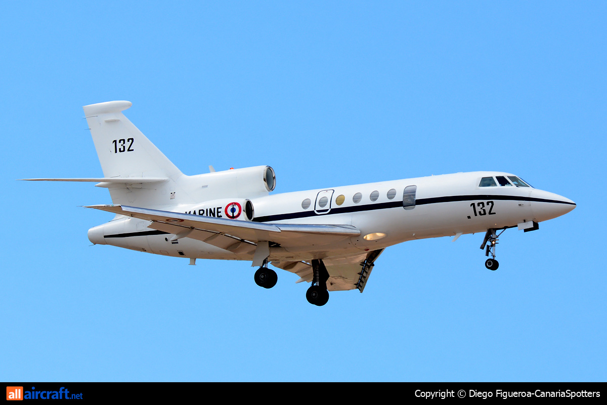 132 · Dassault Falcon 50 Surmar · (LPA / GCLP)