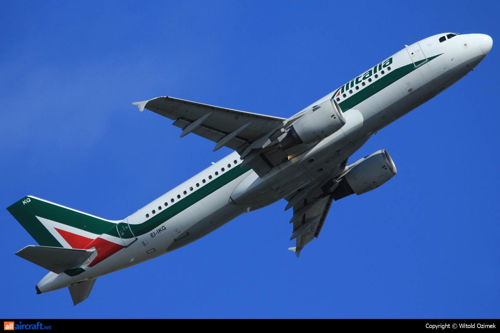 EI-IKG · Airbus A320-214 · (FCO / LIRF)