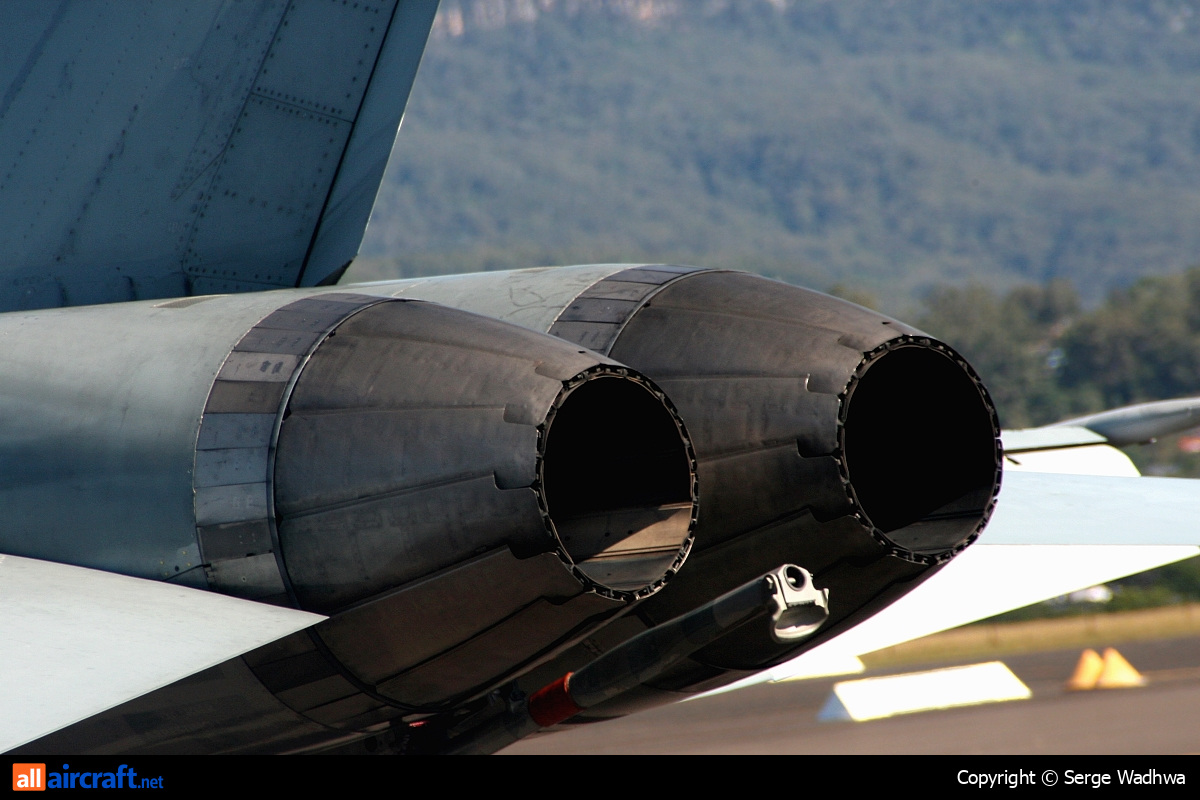 A21-112 · McDonnell Douglas F/A-18B Hornet · (WOL / YWOL)