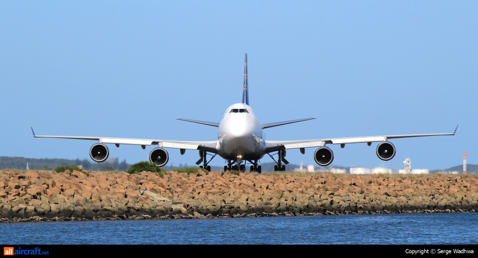 N409MC · Boeing 747-47UF · (SYD / YSSY)