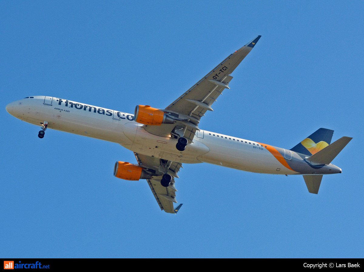 OY-TCI · Airbus A321-211 · (CPH / EKCH)