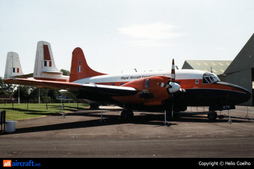 WL679 · Vickers 668 Varsity T1 · (EGWC)