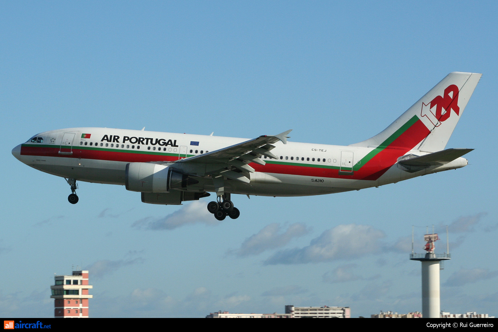 CS-TEJ · Airbus A310-304 · (LIS / LPPT)