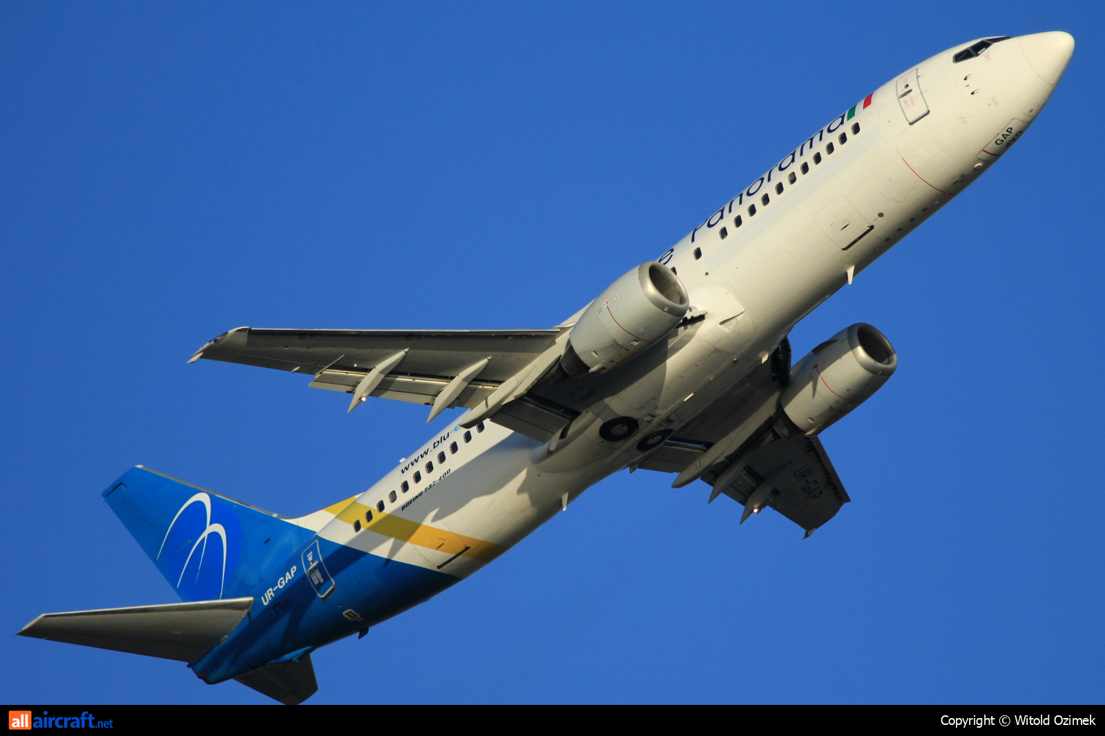 UR-GAP · Boeing 737-4Z9 · (FCO / LIRF)