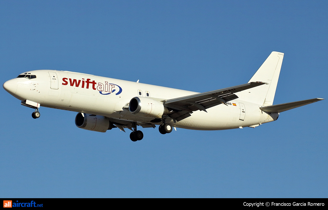 EC-MAD · Boeing 737-4Y0(SF) · (LPA / GCLP)