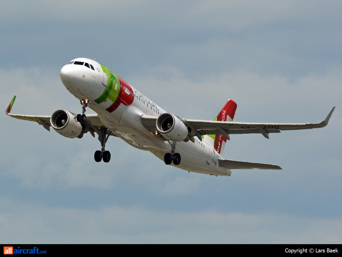 CS-TNQ · Airbus A320-214(WL) · (CPH / EKCH)