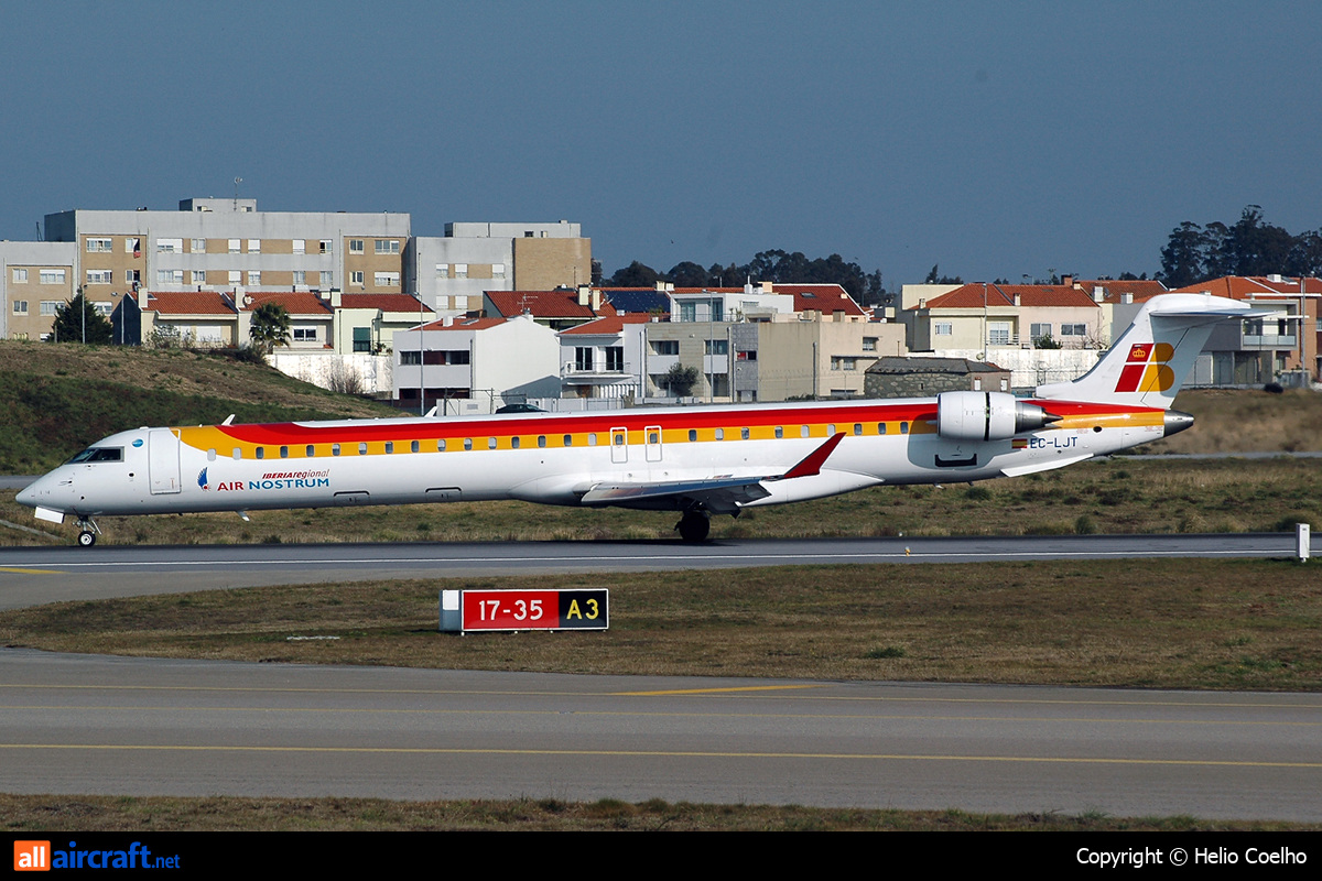 EC-LJT · Bombardier CRJ-1000 · (OPO / LPPR)
