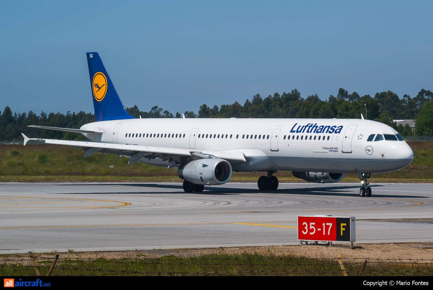D-AISG · Airbus A321-231 · (OPO / LPPR)