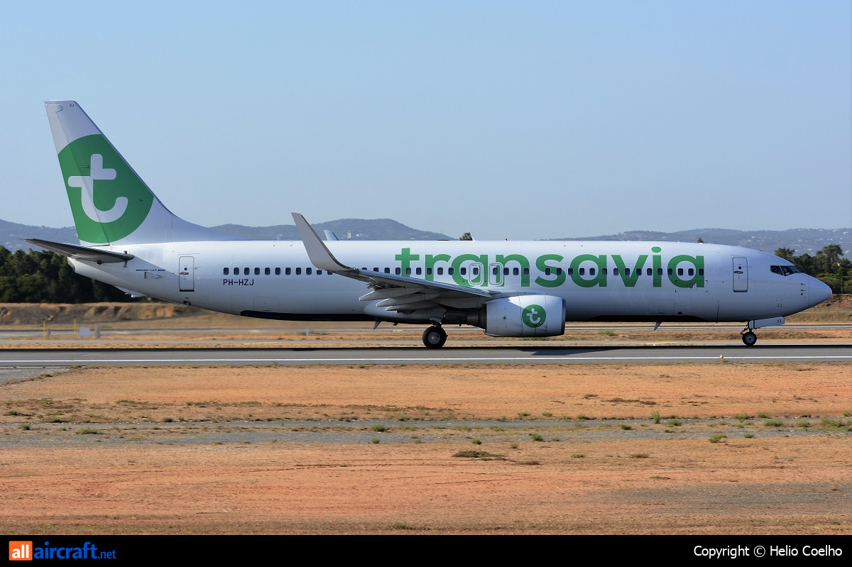 PH-HZJ · Boeing 737-8K2(WL) · (FAO / LPFR)
