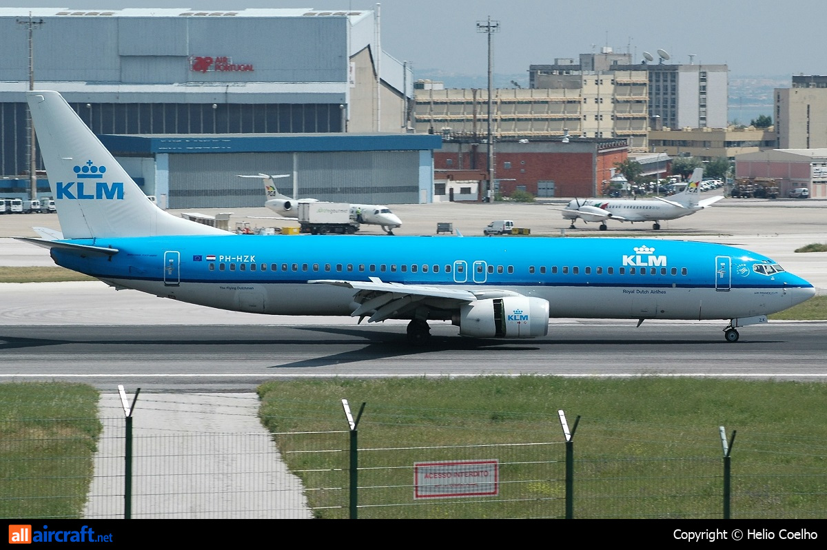 PH-HZK · Boeing 737-8K2(WL) · (LIS / LPPT)