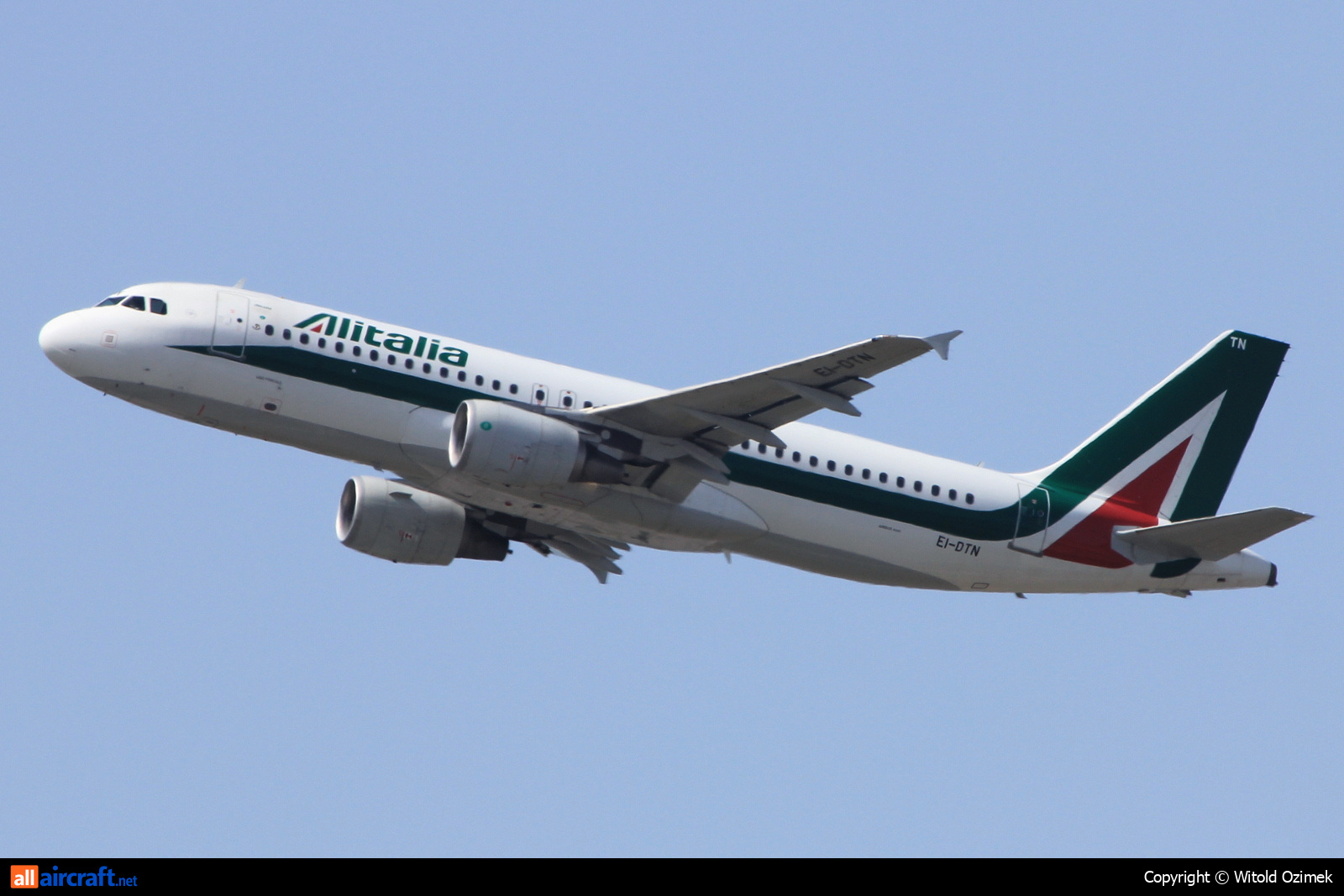 EI-DTN · Airbus A320-216 · (FCO / LIRF)