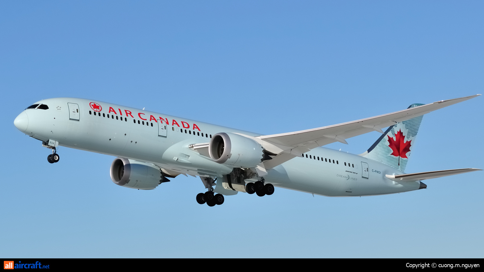C-FNOI · Boeing 787-9 Dreamliner · (YUL / CYUL)