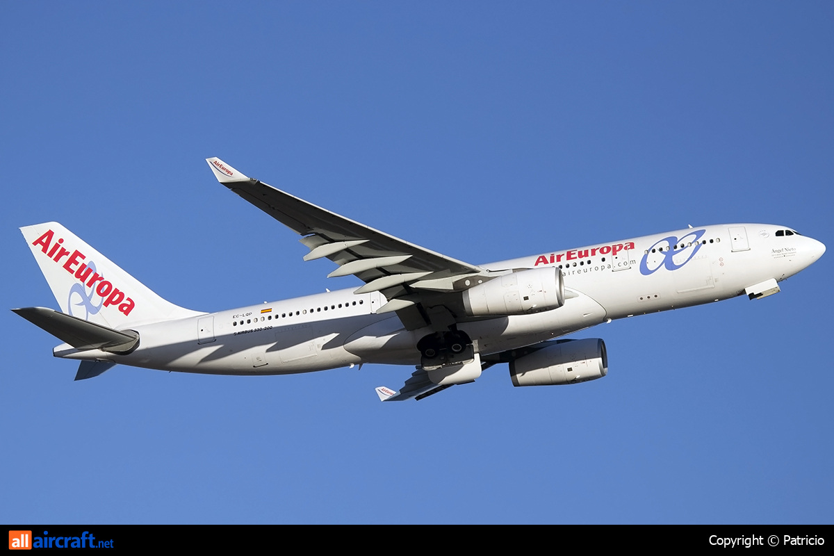 EC-LQP · Airbus A330-243 · (LPA / GCLP)
