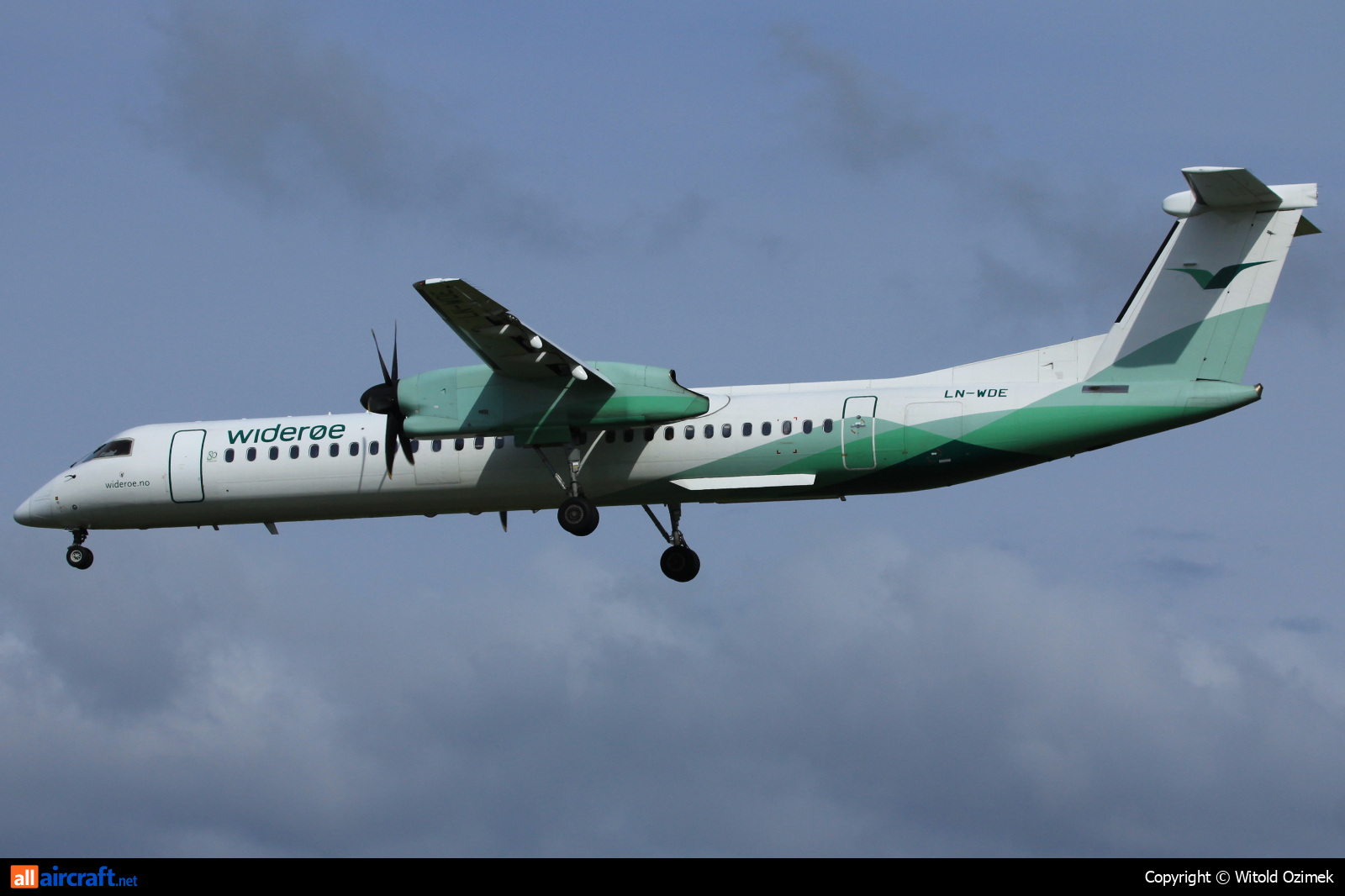 LN-WDE · Bombardier Dash 8-Q402 · (SVG / ENZV)