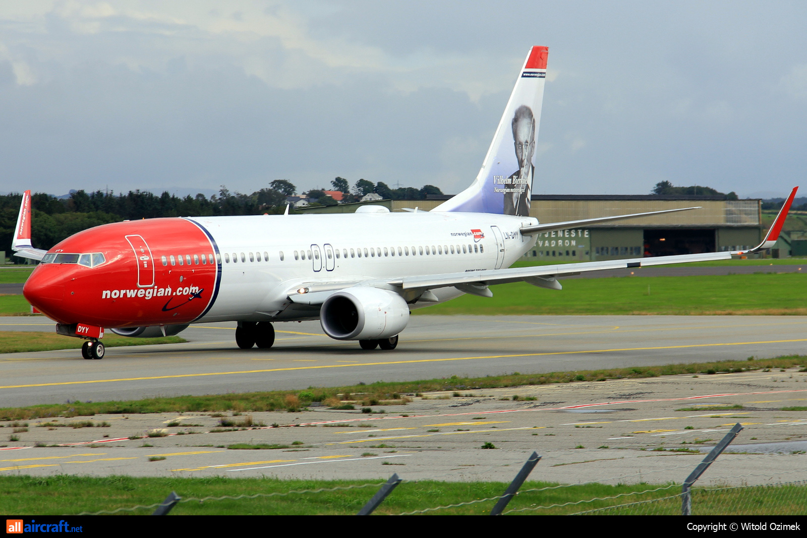 LN-DYY · Boeing 737-8JP(WL) · (SVG / ENZV)