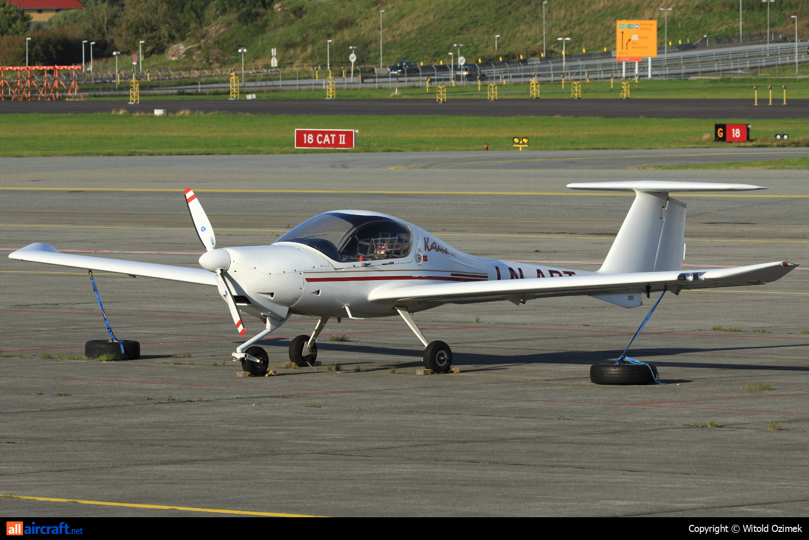 LN-ABT · Diamond DA-20-A1 Katana · (SVG / ENZV)