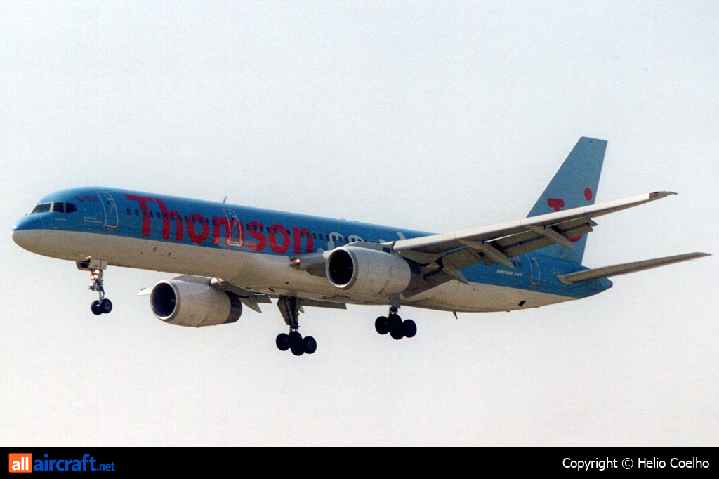 G-BYAO · Boeing 757-204 · (LIS / LPPT)
