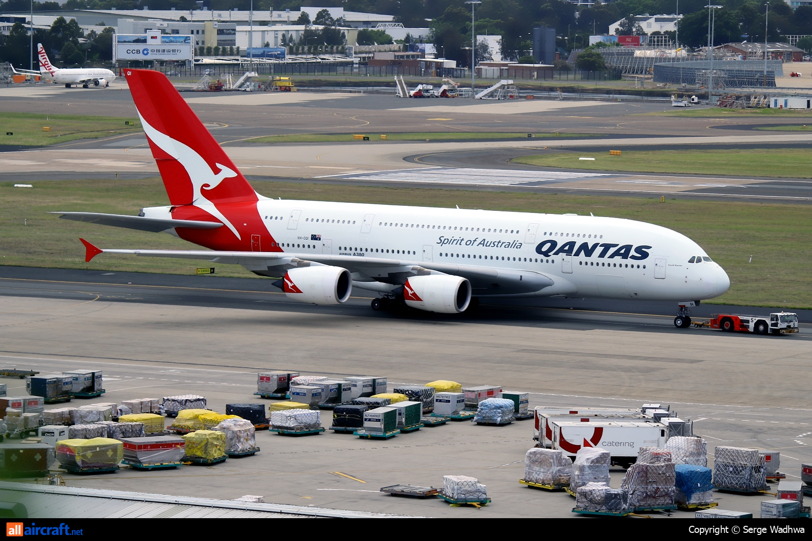 VH-OQI · Airbus A380-842 · (SYD / YSSY)