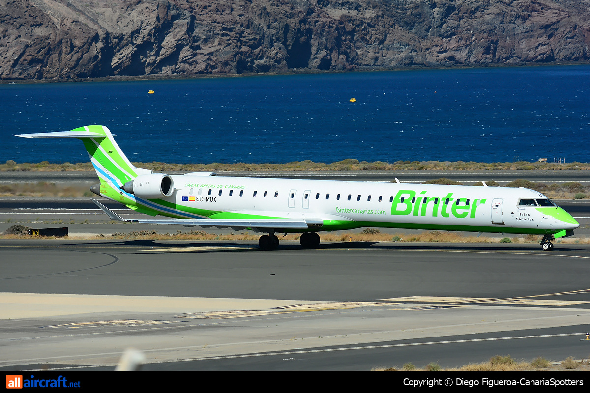 EC-MOX · Bombardier CRJ-1000 · (LPA / GCLP)