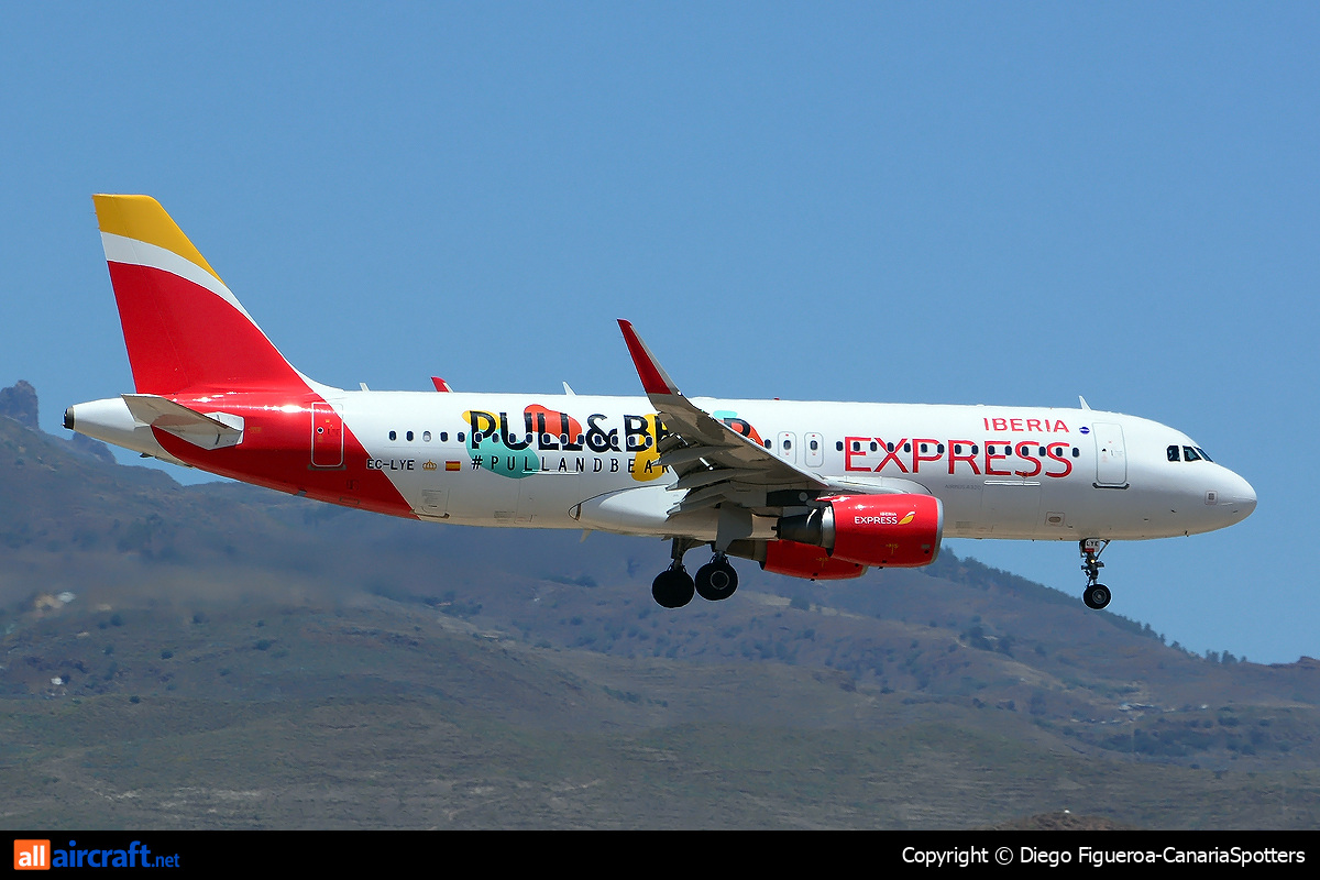 EC-LYE · Airbus A320-216(WL) · (LPA / GCLP)