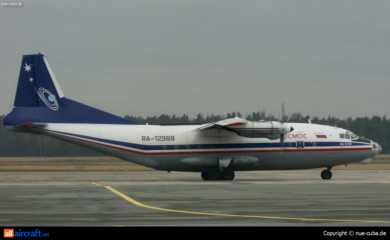 RA-12988 · Antonov An-12B · (NUE / EDDN)