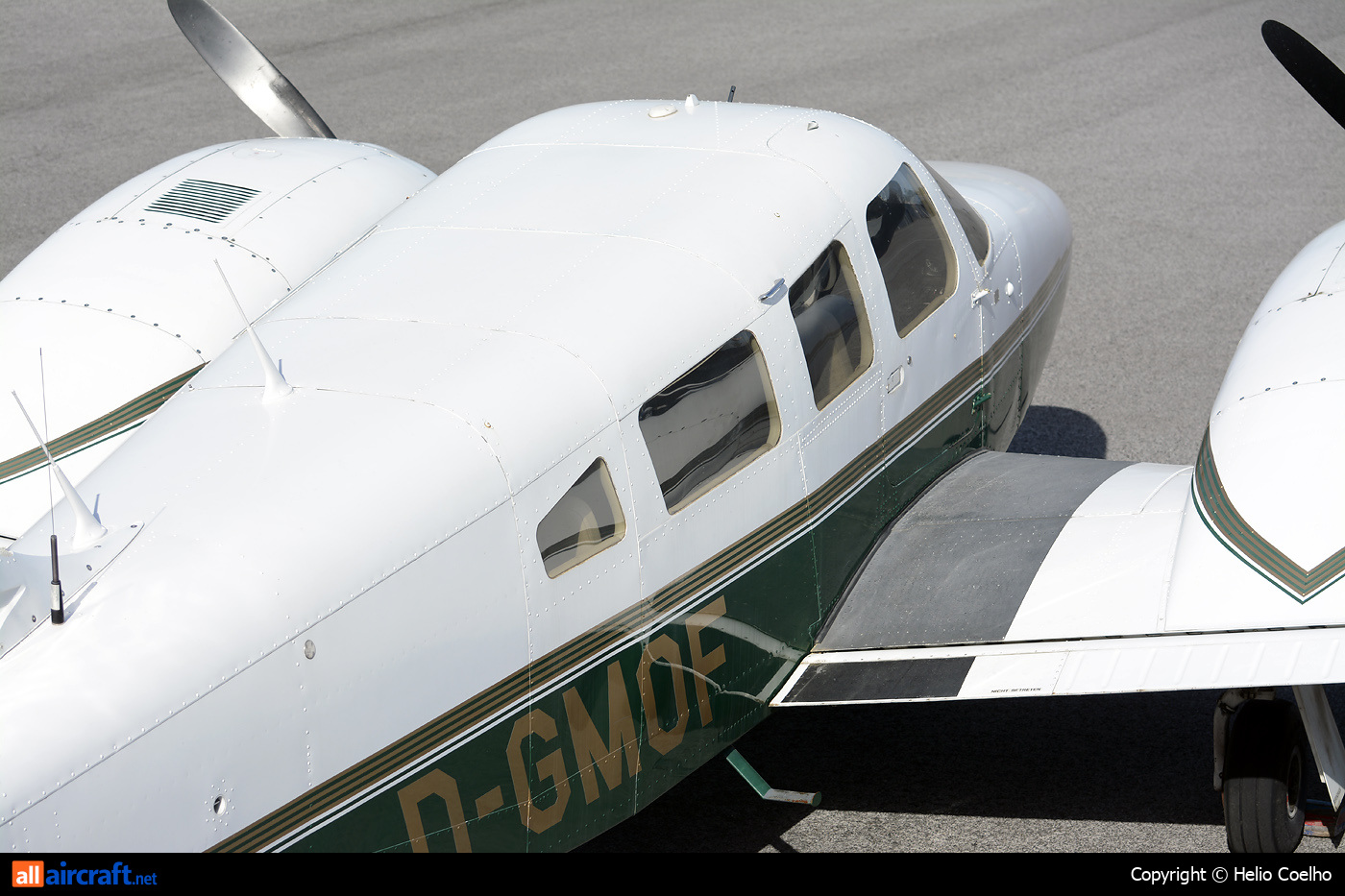 D-GMOF · Piper PA-34-220T Seneca V · (LPCS)