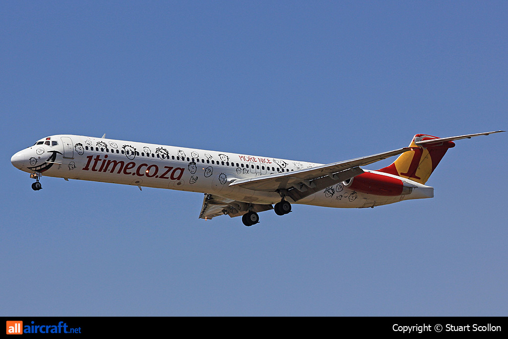 ZS-TRI · McDonnell Douglas MD-83 · (JNB  / FAJS)